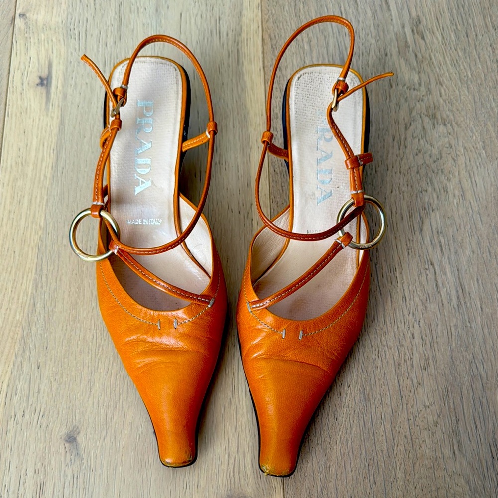 Prada Women's Orange Leather Kitten Heels sz 36 🧡